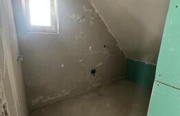 Apartament 4 camere, semifinisat, terasa, zona Cetății