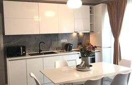 Penthouse de vanzare, 85 mp, terasa, parcare subterana, zona Platinia 