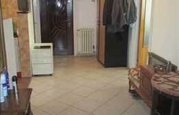 Vanzare apartament 3 camere, 86 mp, decomandat, zona strazii Donath