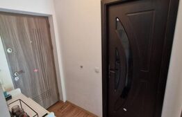 Apartament de vanzare, cu 3 camere, 67 mp, zona Stejarului 