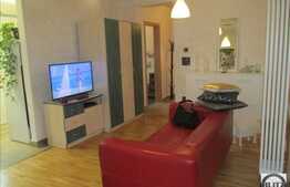 Vanzare apartament 3 camere, 72 mp, terasa 80 mp, parcare, zona Casa Radio