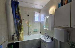 Casă de vanzare, cu 4 camere, 156 mp, zona Între Lacuri