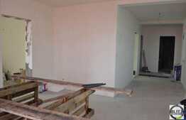 Vanzare apartament 3 camere, 89 mp, parcare, boxa, zona strazii Donath