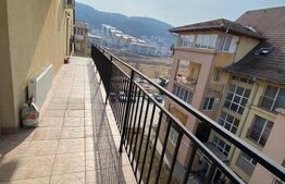 Apartament de vanzare, cu 3 camere decomandat, 82 mp,  zona Terra