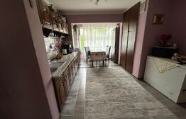 Apartament de vanzare, cu 2 camere decomandate, etaj 1, str Lunii,  Zorilor