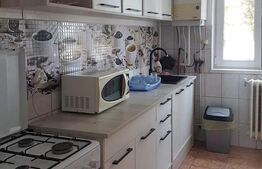 Apartament de vanzare, cu 3 camere decomandate, 71 mp, zona Manastur