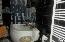 Vanzare 2 camere, 40 mp! Loc de parcare! Zona strazii Tineretului!