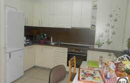 De vanzare 3 camere, 63 mp! Loc de parcare! Zona strazii Sub Cetate!