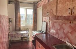 Apartament de inchiriat, cu 2 camere, decomandat, 50 mp, zona Campului