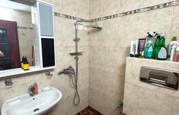 Apartament de vanzare, cu 4 camere, 83 mp,  zona Astra