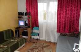 Vanzare apartament 4 camere, 77 mp, decomandat, zona Valea Garbaului