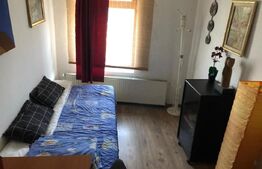 Casa cu doua corpuri, Zarnesti, pretabil pensiune sau casa de familie