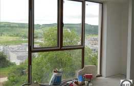 Apartament 4 camere de vanzare 110 mp utili, garaj 40 mp, priveliste deosebita