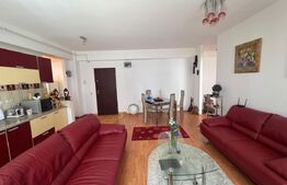 Apartament de vanzare, cu 3 camere, 72,5 mp, zona cent