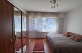 Apartament de vanzare, cu 3 camere, 72,5 mp, zona cent
