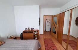 Apartament de vanzare, cu 3 camere, 72,5 mp, zona cent