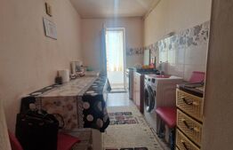 Apartament cu 3 camere decomandat -pozitie excelenta- Zarnesti 