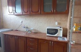 Apartament 2 camere, decomandat, parcare, zona Manastur
