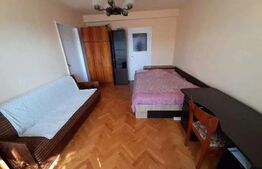 Apartament 2 camere, decomandat, parcare, zona Manastur