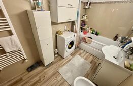 Apartament de vanzare, cu 2 camere, 51 mp, parcare, intermediar, zona Stejarului