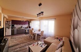 Apartament de vanzare, cu 3 camere, 61 mp, 2 balcoane, parcare, zona Urusagului