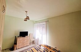 Apartament de vanzare, cu 3 camere, 61 mp, 2 balcoane, parcare, zona Urusagului