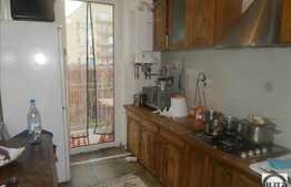 Apartament de vanzare  cu 1 camera, 31 mp! Gradina de 36 mp! Zona strazii Porii!