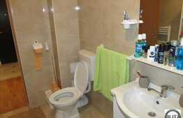 Vanzare apartament decomandat, 2 camere, 52 mp! Parcare! Zona strazii Florilor!