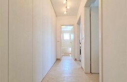 Apartament de vanzare cu 2 camere, 55 mp, zona Tractorul