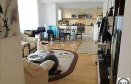 Vanzare apartament 3 camere, 84,5 mp, garaj, zona centrala