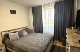  Apartament 3 camere, Decomandat de vanzare Vlahuta