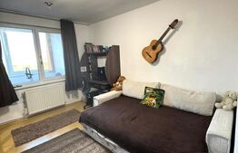  Apartament 3 camere, Decomandat de vanzare Vlahuta