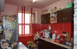 Vanzare apartament 2 camere, 48,69 mp, parcare, boxa, zona Cluj Arena