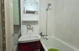 Apartament cu 4 camere, Campia Turzii, zona Centrala 