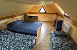 Casa de weekend, 1.000 mp de teren intravilan, localitatea Rasca