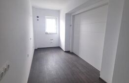 Garsonieră decomandată de 40 mp, bloc nou, parcare și boxă