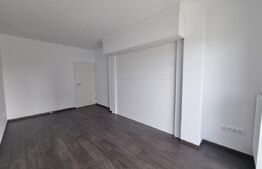 Garsonieră decomandată de 40 mp, bloc nou, parcare și boxă