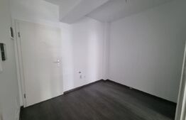 Garsonieră decomandată de 40 mp, bloc nou, parcare și boxă