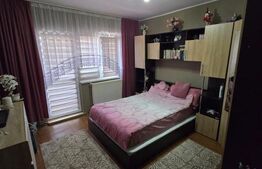 Apartament de vanzare, cu 2 camere decomandat, 54 mp, zona Campia Turzii