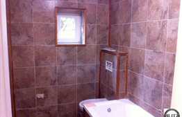 3 camere 65 mp, in zona strazii Septimiu Albinii. Garaj si boxa incluse!