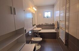 Apartament de vanzare, cu 2 camere, 57 mp, zona Coresi