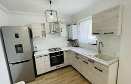 Apartament de inchiriat, cu 2 camere, 48 mp, modern, parcare, zona Terra