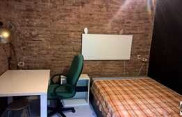 Vanzare garsoniera, 21 mp, boxa, curte comuna, zona strazii Dorobantilor