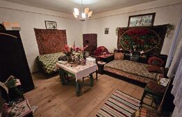 Casă săsească autentică de vânzare, 4 camere, 150 mp