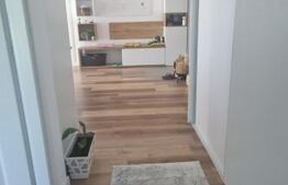 Apartament 3 camere, zona suberba, Teilor