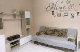 2 camere, 50 mp! Gradina de 35 mp! Zona strazii Porii!