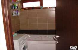 Vanzare 2 camere, 50.5 mp! Complet mobilat! Parcare! Zona usor accesibila!