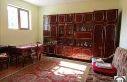 3 camere, 109 mp, imobil tip casa, parcare, zona strazii Campului