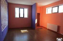 3 camere, 109 mp, imobil tip casa, parcare, zona strazii Campului