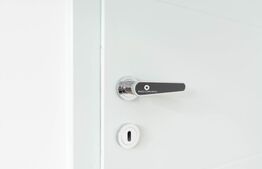 Apartament 3 camere, etaj intermediar, zona Cetatii